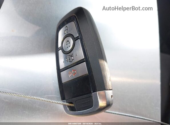 3FA6P0HD0JR166099 2018 FORD FUSION Белый Вид панели приборов