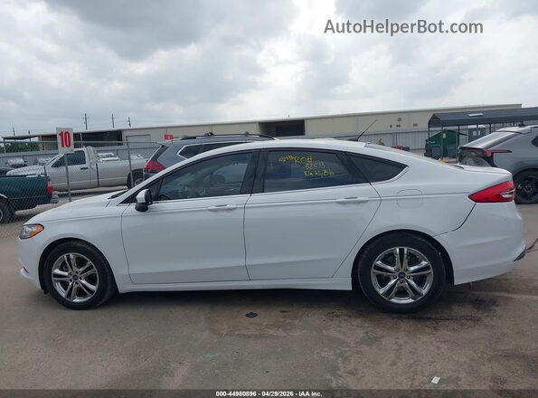 3FA6P0HD1JR231591 2018 FORD FUSION White 360 interior view