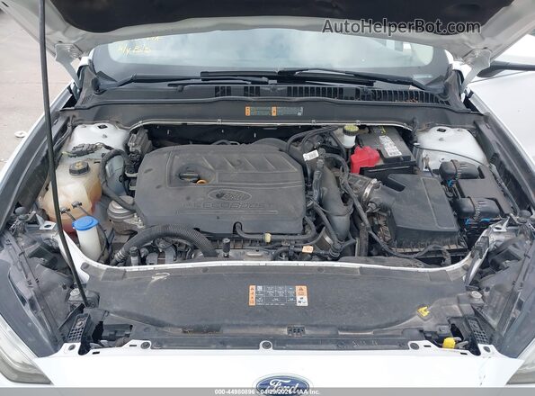 3FA6P0HD1JR231591 2018 FORD FUSION White Rear view