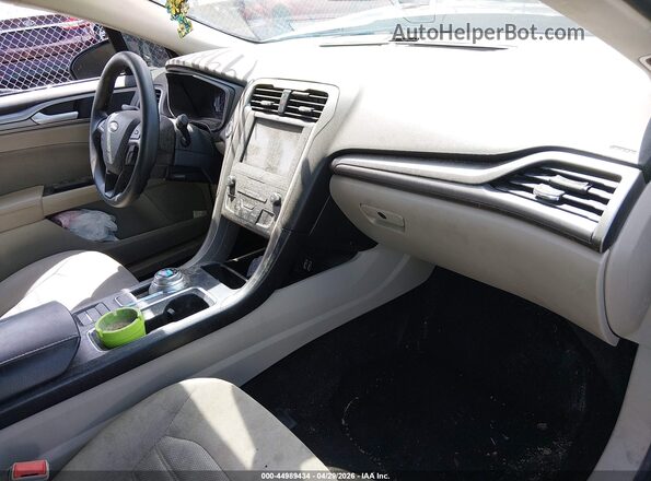 3FA6P0HD3LR154242 2020 FORD FUSION Серый Вид салона спереди