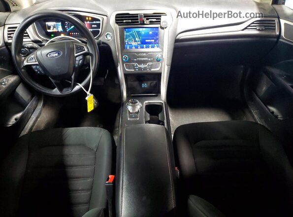 3FA6P0HD3LR247262 2020 FORD FUSION Silver Vista del salpicadero