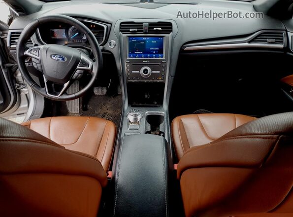 3FA6P0K98LR127784 2020 FORD FUSION Серебряный Вид панели приборов
