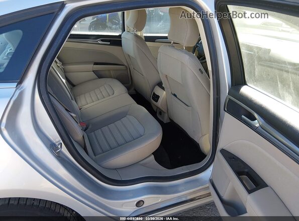 3FA6P0LU4JR250658 2018 FORD FUSION HYBRID Silver Vista de la etiqueta del VIN