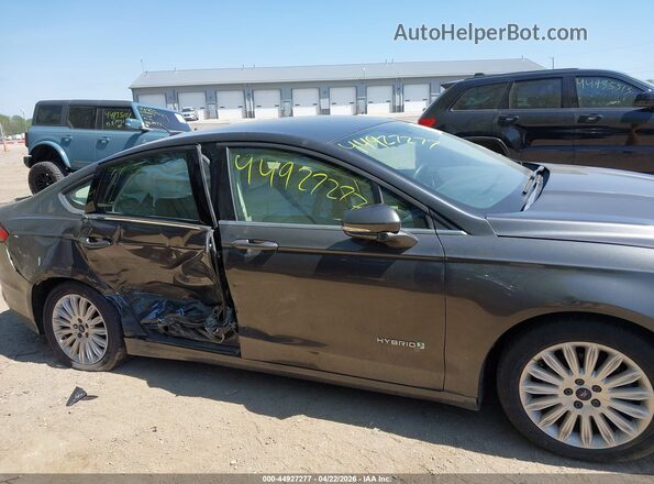 3FA6P0LU7GR345529 2016 FORD FUSION HYBRID Red Rear interior view