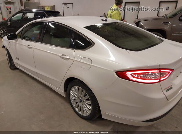 3FA6P0PU7GR232335 2016 FORD FUSION ENERGI Белый 