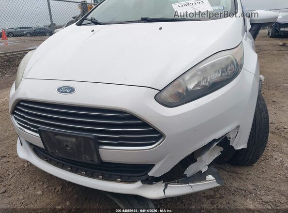 3FADP4AJ2KM132131 2019 FORD FIESTA White Դիմացի տեսք
