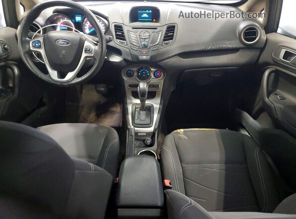 3FADP4BJ1GM106450 2016 FORD FIESTA Серый Вид панели приборов