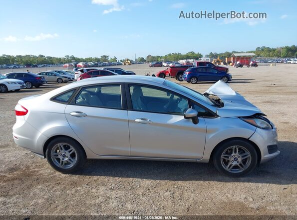 3FADP4BJ1KM145371 2019 FORD FIESTA Silver Սալոնի հետևի տեսք