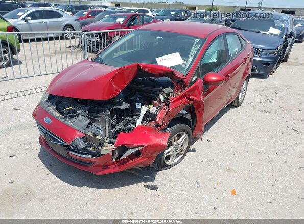 3FADP4BJ3JM142647 2018 FORD FIESTA Красный Вид спереди