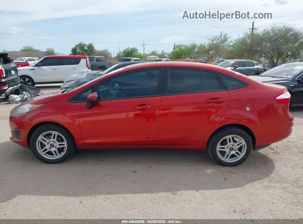 3FADP4BJ3KM166142 2019 FORD FIESTA Red Widok wnętrza z tyłu