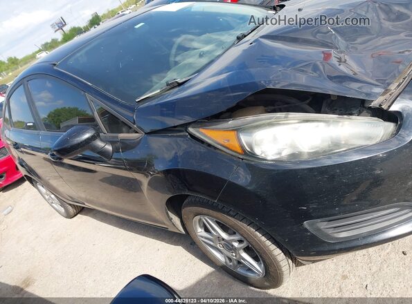 3FADP4BJ7HM126431 2017 FORD FIESTA Black Вид задньої частини салону