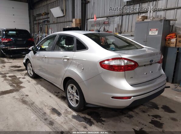3FADP4BJ9JM144449 2018 FORD FIESTA Silver უკანა მარცხენა