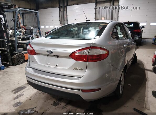 3FADP4BJ9JM144449 2018 FORD FIESTA Silver უკანა მარჯვენა