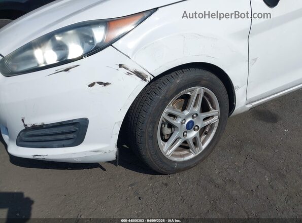 3FADP4BJXHM138332 2017 FORD FIESTA White Դիմացի տեսք