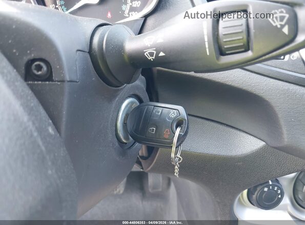 3FADP4BJXHM138332 2017 FORD FIESTA White Առջևի վահանակի տեսք
