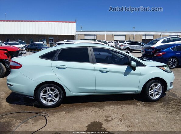 3FADP4BJXJM108429 2018 FORD FIESTA Light Blue Vista interior trasera