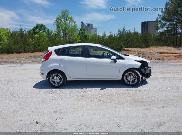 3FADP4EJ5KM145370 2019 FORD FIESTA White უკანა სალონის ხედი