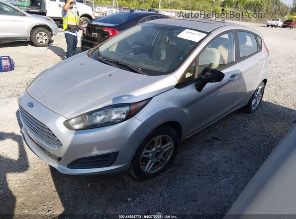 3FADP4EJ7HM153673 2017 FORD FIESTA Silver Front left