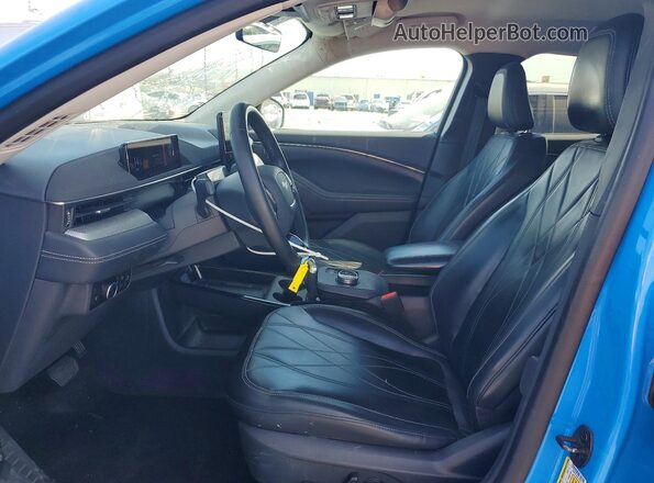 3FMTK1RM9PMA07227 2023 FORD MUSTANG Синий Вид салона спереди