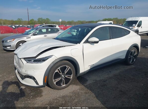 3FMTK1SSXMMA56084 2021 FORD MUSTANG MACH-E White 
