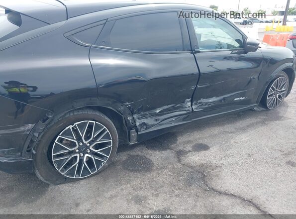 3FMTK2R7XMMA43309 2021 FORD MUSTANG MACH-E Black ხელსაწყოთა პანელის ხედი