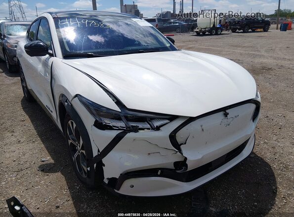 3FMTK3SU0MMA03214 2021 FORD MUSTANG MACH-E PREMI White Դիմացի տեսք