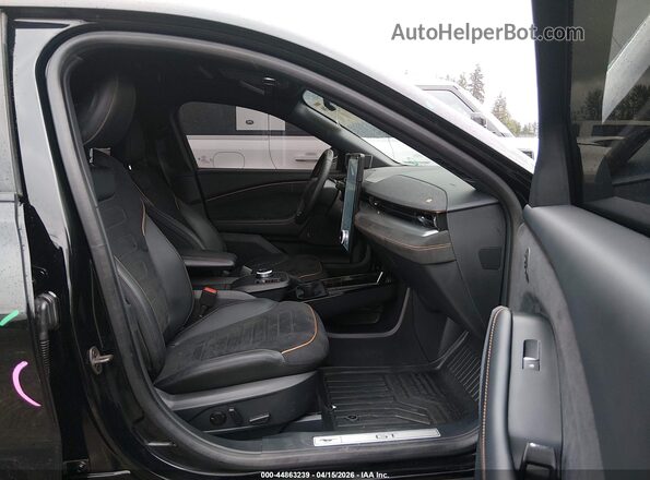 3FMTK4SE2MME01541 2021 FORD MUSTANG MACH-E Black Widok wnętrza z przodu