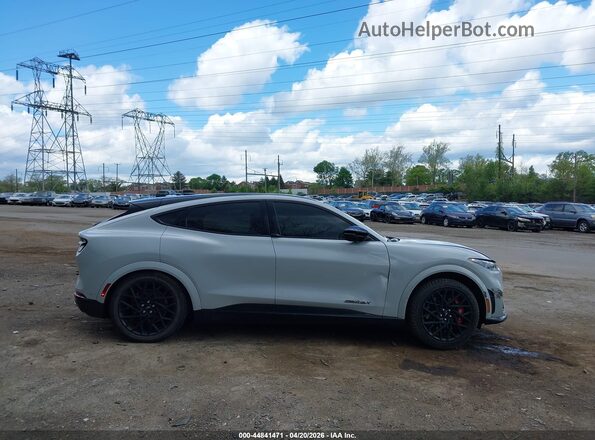 3FMTK4SX1PMA78069 2023 FORD MUSTANG MACH-E Gray Widok wnętrza z tyłu