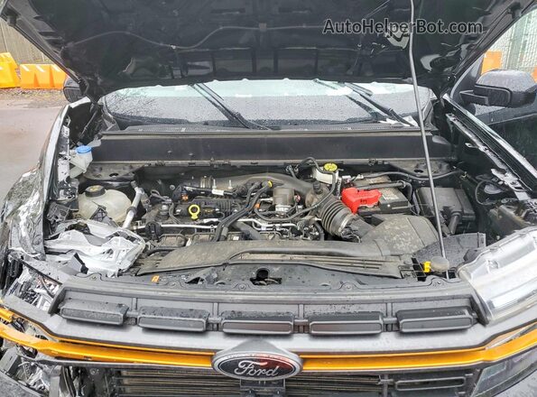 3FTTW8G93PRA71864 2023 FORD MAVERICK Black Սալոնի հետևի տեսք
