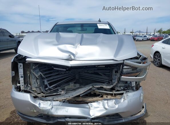 3GCPCPECXJG527333 2018 CHEVROLET SILVERADO Silver Սալոնի հետևի տեսք