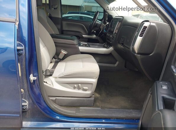 3GCPCRECXHG325856 2017 CHEVROLET SILVERADO Blue Widok wnętrza z przodu