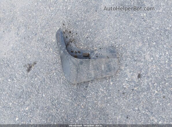 3GCUDEE80RG291867 2024 CHEVROLET SILVERADO Silver ხელსაწყოთა პანელის ხედი