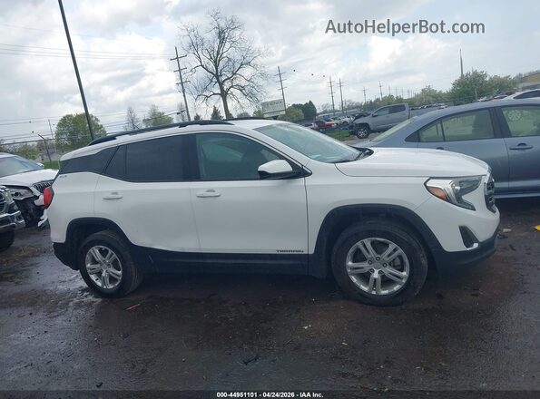 3GKALMEV4JL362610 2018 GMC TERRAIN White Rear interior view