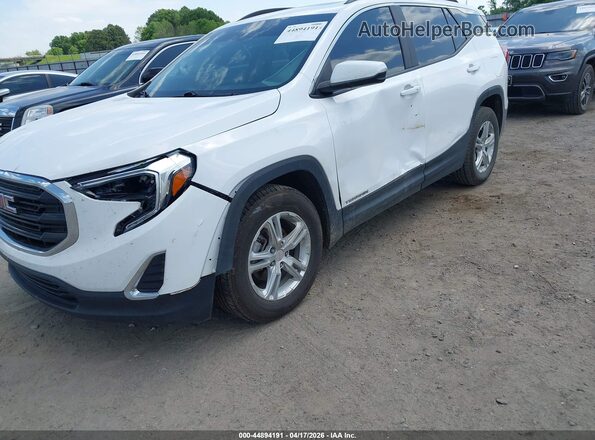 3GKALMEVXML360087 2021 GMC TERRAIN White Front view