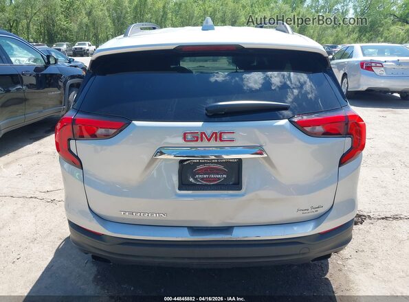 3GKALMEX6JL284980 2018 GMC TERRAIN Silver Вид спереду