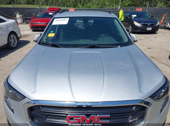3GKALMEX6JL284980 2018 GMC TERRAIN Silver 