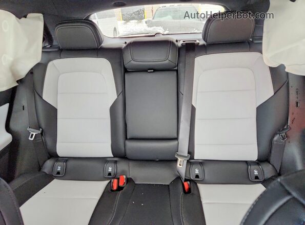 3GN7DNRPXTS109795 2026 CHEVROLET EQUINOX White Widok tylnych siedzeń