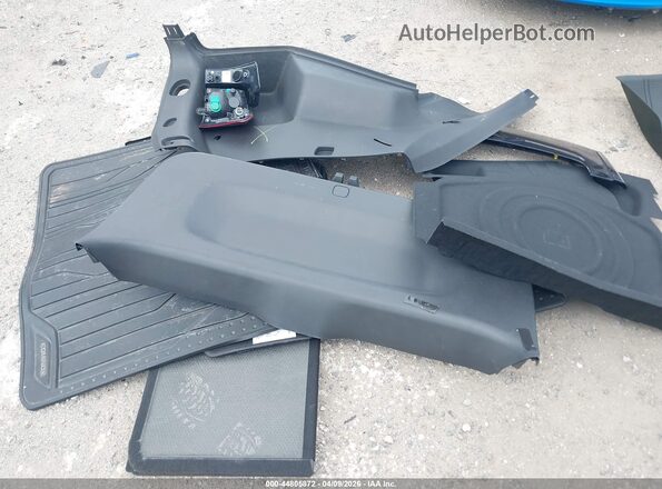 3GNAXHEV3LS618579 2020 CHEVROLET EQUINOX Dark Blue Instrument cluster view
