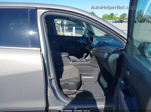 3GNAXJEV0JS568602 2018 CHEVROLET EQUINOX Серый Вид салона спереди