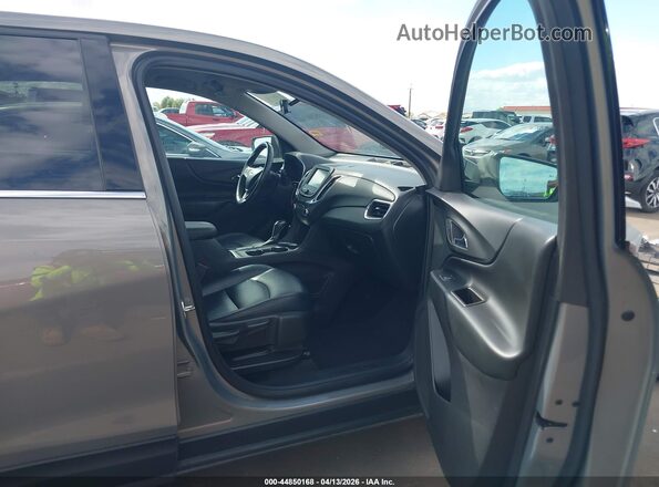 3GNAXJEV2JS623681 2018 CHEVROLET EQUINOX Gray Widok wnętrza z przodu