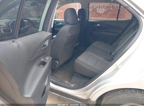 3GNAXJEV4JS649196 2018 CHEVROLET EQUINOX Silver VIN კოდის სტიკერის ხედი