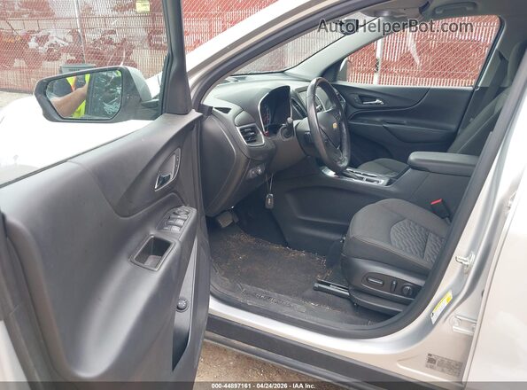 3GNAXJEV4JS649196 2018 CHEVROLET EQUINOX Silver წინა სალონის ხედი