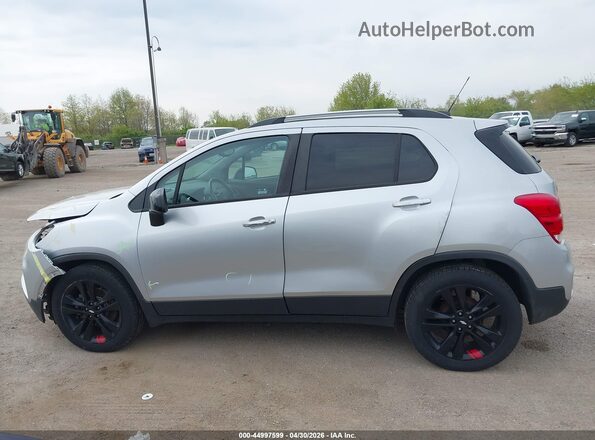 3GNCJLSB3KL292055 2019 CHEVROLET TRAX Silver 
