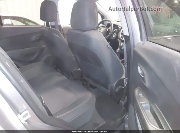 3GNCJPSB9LL275821 2020 CHEVROLET TRAX Gray Vista de la etiqueta del VIN