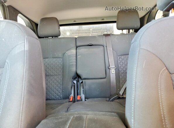 3GNKBHR46MS580867 2021 CHEVROLET BLAZER Silver Вид задніх сидінь