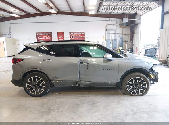 3GNKBKRS9SS139775 2025 CHEVROLET BLAZER Gray Widok wnętrza z tyłu