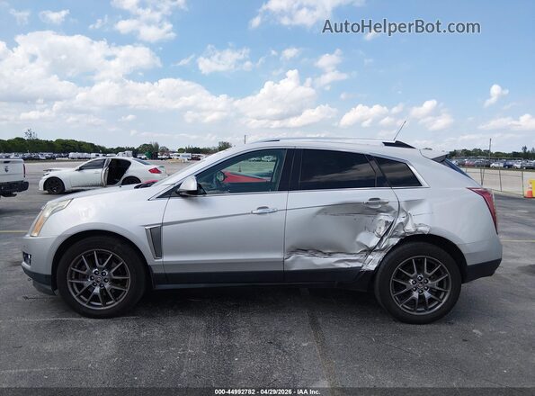 3GYFNCE36GS563244 2016 CADILLAC SRX Серебряный Панорамный вид салона 360°