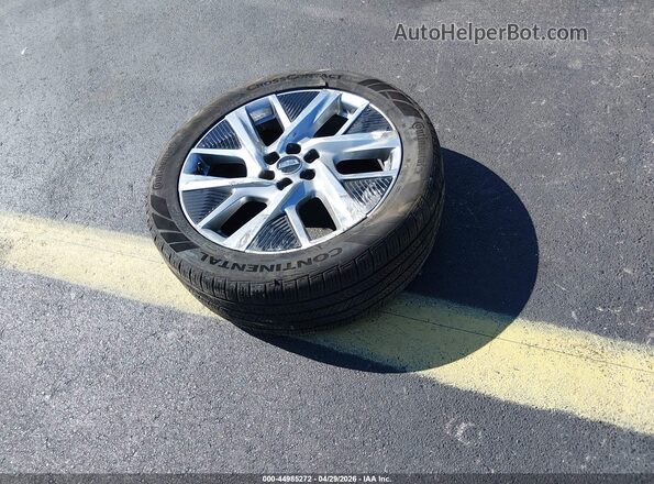 3GYK3DM55TS110210 2026 CADILLAC OPTIQ Серебряный Вид щитка приборов