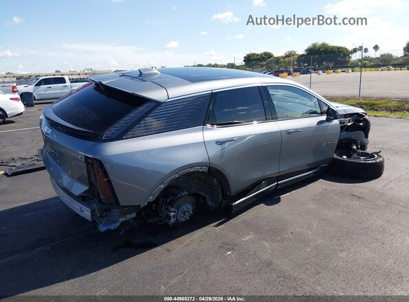 3GYK3DM55TS110210 2026 CADILLAC OPTIQ Серебряный Задняя правая четверть