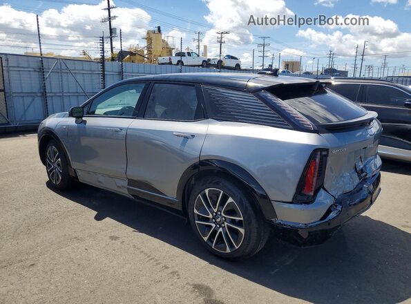 3GYK3EMR2SS231400 2025 CADILLAC OPTIQ Silver Задня ліва чверть